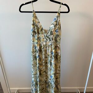 Abercrombie XS Floral Print Maxi Dress